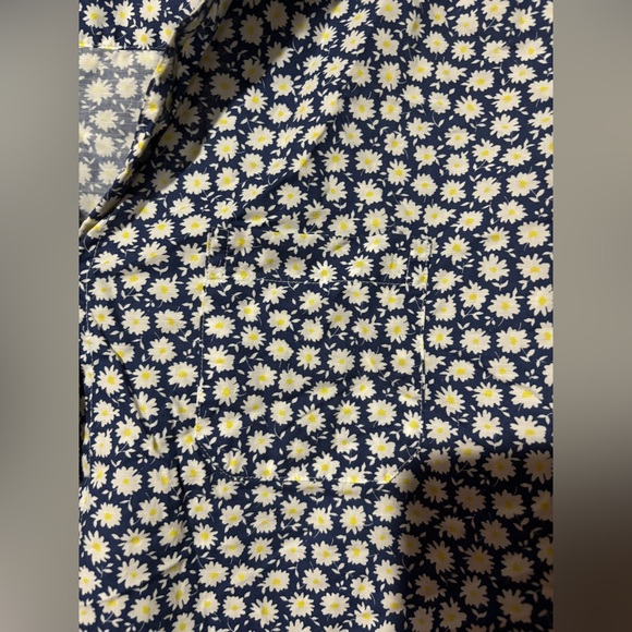 💙Grayson Blue and White Long Sleeve Button Up - Picture 2 of 3